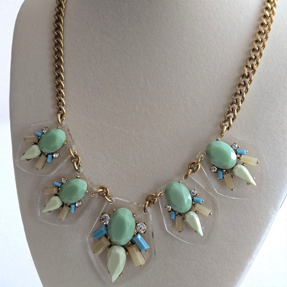 J.Crew Statement Necklace Mint Green‎ Blue Beige Crystal Faceted Resin Gold Tone - Picture 5 of 11